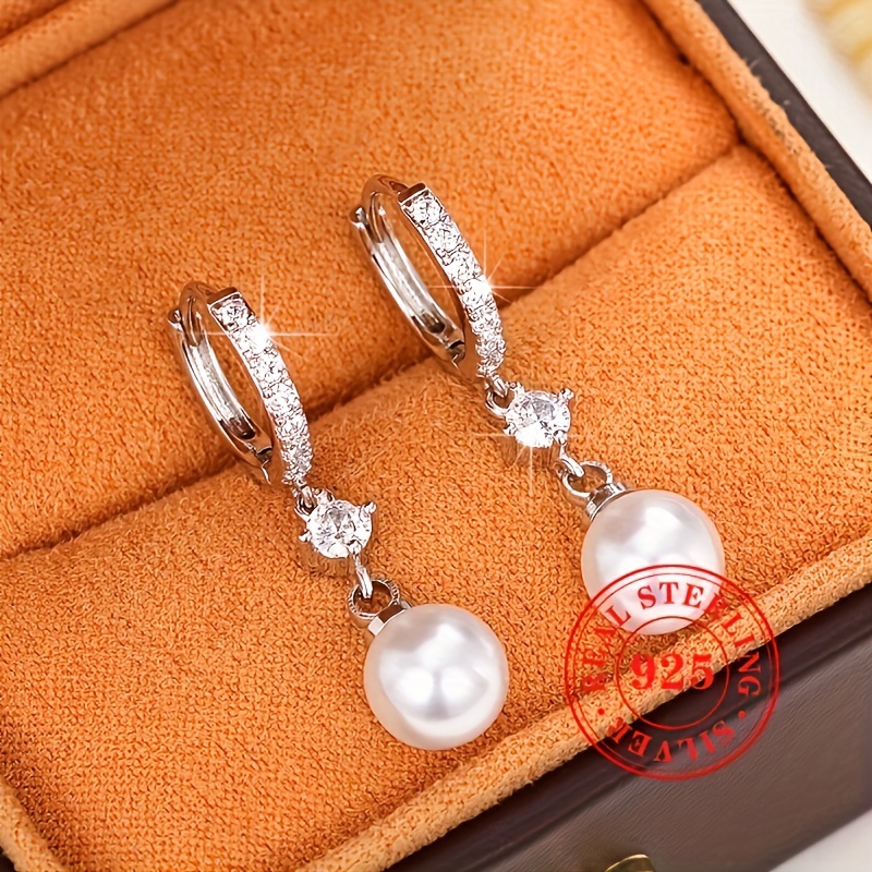 Stylish Circular Earrings with Pearl Pendants